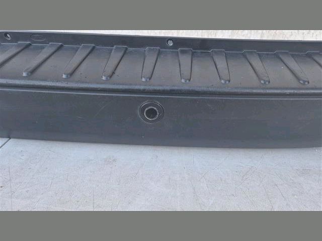 bontott FORD TRANSIT Hátsó Lökhárító (Részeivel)