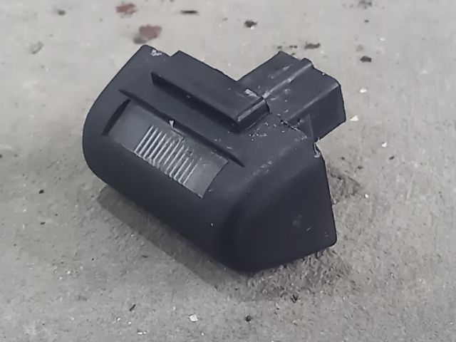 bontott FORD TRANSIT Hátsó Rendszámtábla Világítás