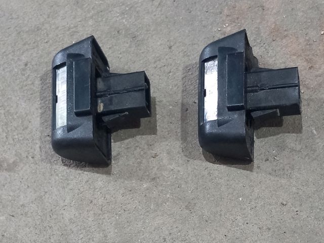 bontott FORD TRANSIT Hátsó Rendszámtábla Világítás