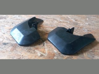 bontott FORD TRANSIT Hátsó Sárvédő Gumi Pár