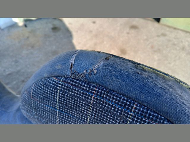 bontott FORD TRANSIT Hátsó Ülés Szett