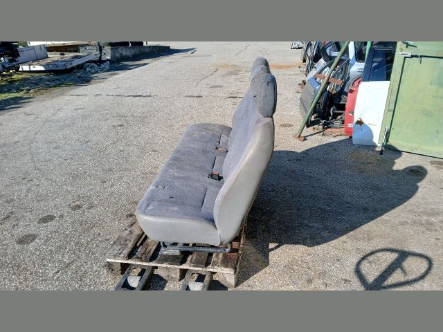 bontott FORD TRANSIT Hátsó Ülés Szett