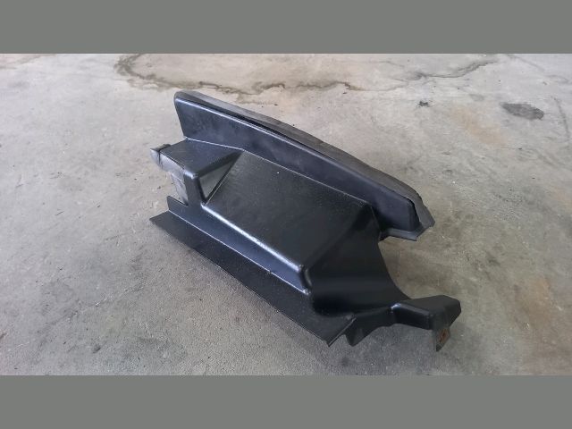 bontott FORD TRANSIT Hűtő Légterelő