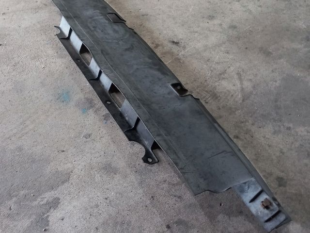 bontott FORD TRANSIT Hűtő Légterelő