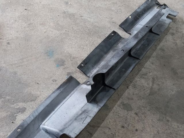 bontott FORD TRANSIT Hűtő Légterelő