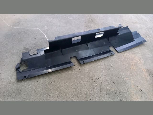 bontott FORD TRANSIT Hűtő Légterelő