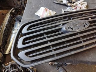 bontott FORD TRANSIT Hűtőrács