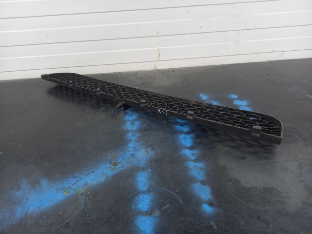 bontott FORD TRANSIT Hűtőrács