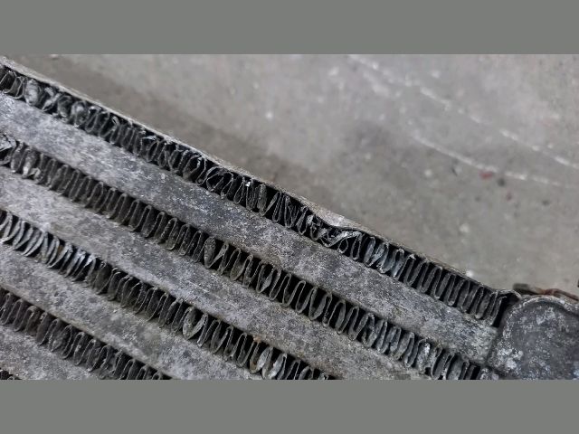 bontott FORD TRANSIT Intercooler