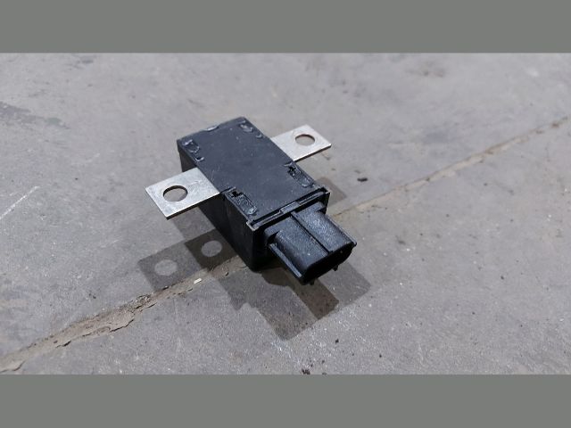 bontott FORD TRANSIT Izzító Relé