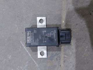 bontott FORD TRANSIT Izzító Relé
