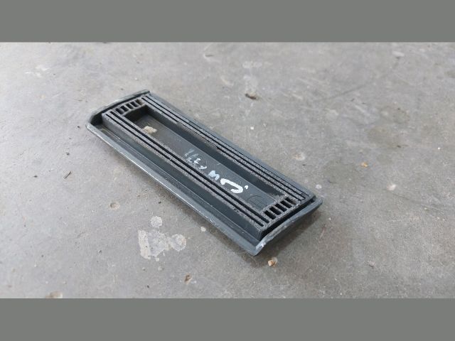 bontott FORD TRANSIT Jobb B Oszlop Díszléc