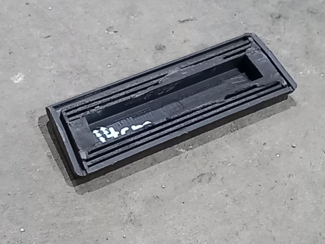 bontott FORD TRANSIT Jobb B Oszlop Díszléc