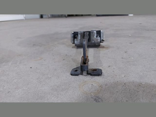 bontott FORD TRANSIT Jobb Csomagtérajtó Ajtóhatároló