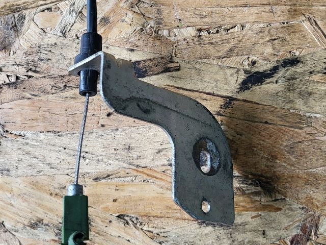 bontott FORD TRANSIT Jobb Csomagtérajtó Nyitó Bowden