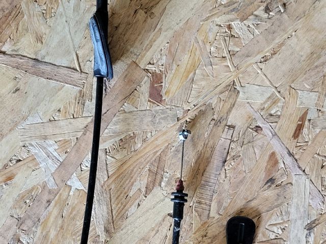 bontott FORD TRANSIT Jobb Csomagtérajtó Nyitó Bowden