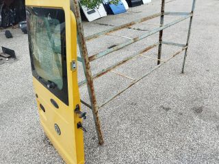 bontott FORD TRANSIT Jobb Csomagtérajtó (Részeivel)