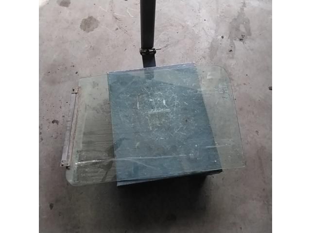 bontott FORD TRANSIT Jobb első Ablak