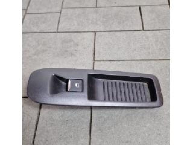 bontott FORD TRANSIT Jobb első Ablakemelő Kapcsoló