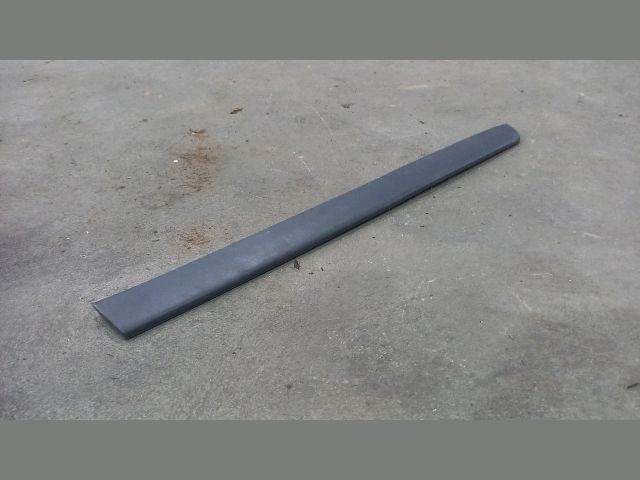 bontott FORD TRANSIT Jobb első Ajtó Díszléc