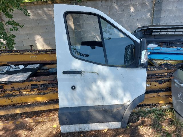 bontott FORD TRANSIT Jobb első Ajtó (Részeivel)