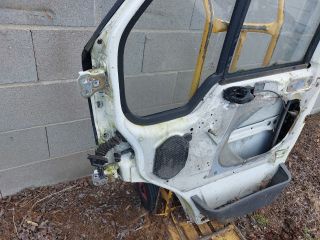 bontott FORD TRANSIT Jobb első Ajtó (Részeivel)