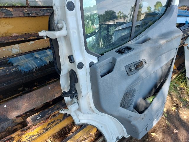 bontott FORD TRANSIT Jobb első Ajtó (Részeivel)