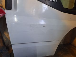 bontott FORD TRANSIT Jobb első Ajtó (Részeivel)