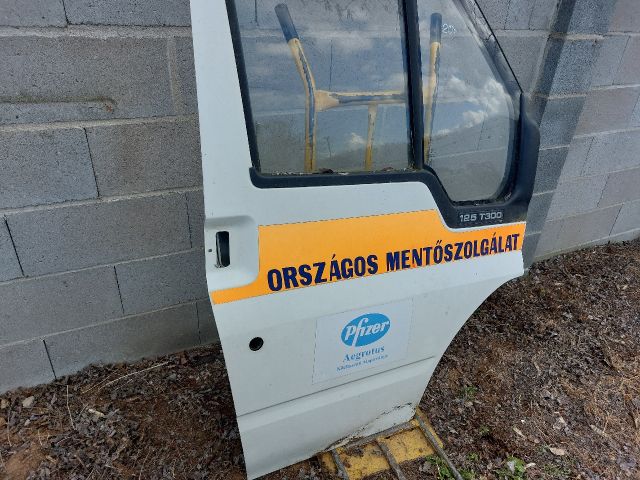bontott FORD TRANSIT Jobb első Ajtó (Részeivel)