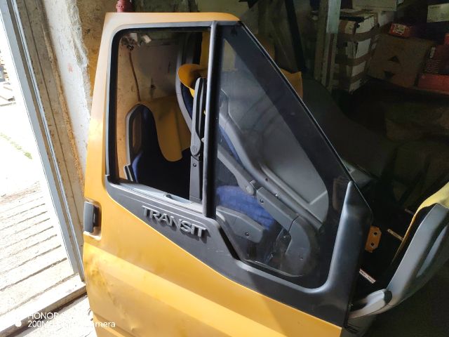bontott FORD TRANSIT Jobb első Ajtó (Részeivel)