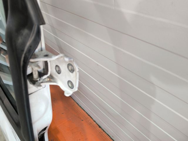 bontott FORD TRANSIT Jobb első Ajtó (Üres lemez)