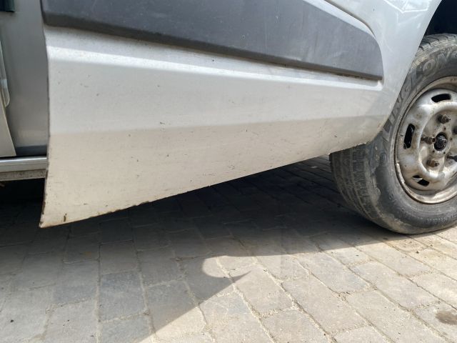 bontott FORD TRANSIT Jobb első Ajtó (Üres lemez)