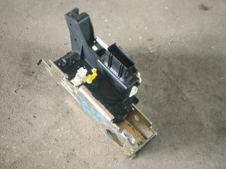 bontott FORD TRANSIT Jobb első Ajtózár