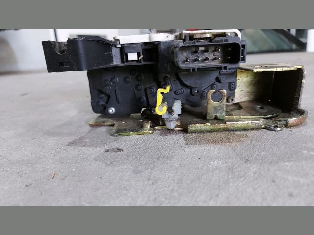 bontott FORD TRANSIT Jobb első Ajtózár