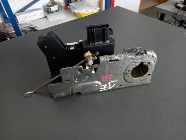 bontott FORD TRANSIT Jobb első Ajtózár