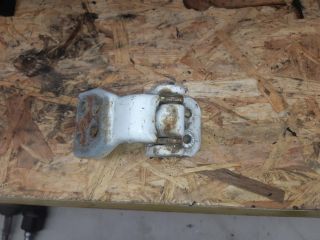 bontott FORD TRANSIT Jobb első Alsó Zsanér