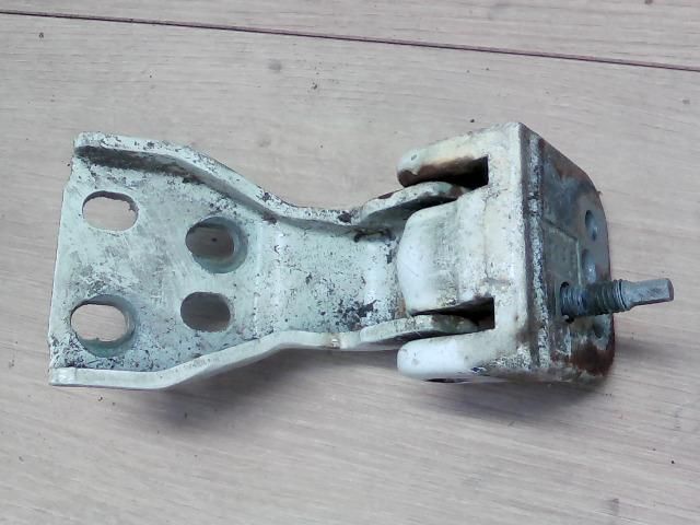 bontott FORD TRANSIT Jobb első Alsó Zsanér