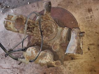 bontott FORD TRANSIT Jobb első Csonkállvány Kerékaggyal