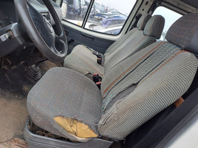 bontott FORD TRANSIT Jobb első Fejtámla