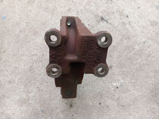 bontott FORD TRANSIT Jobb első Féltengely Tartó