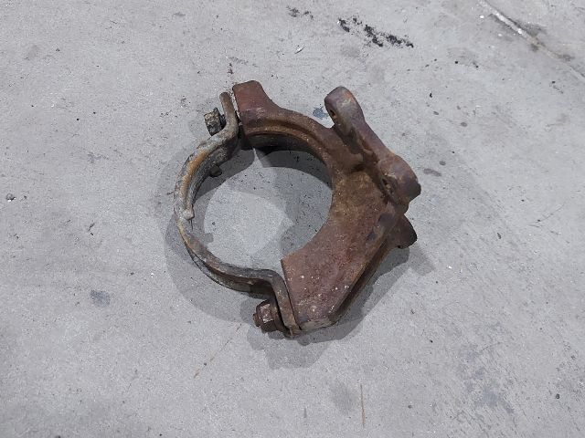 bontott FORD TRANSIT Jobb első Féltengely Tartó