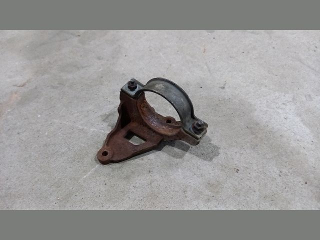 bontott FORD TRANSIT Jobb első Féltengely Tartó