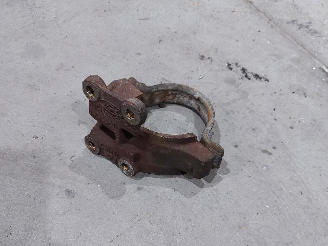 bontott FORD TRANSIT Jobb első Féltengely Tartó