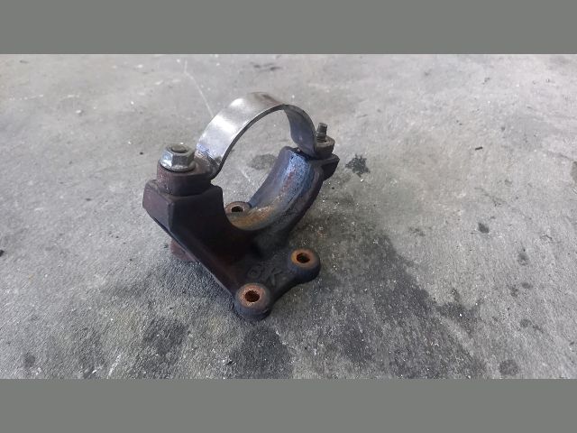 bontott FORD TRANSIT Jobb első Féltengely Tartó