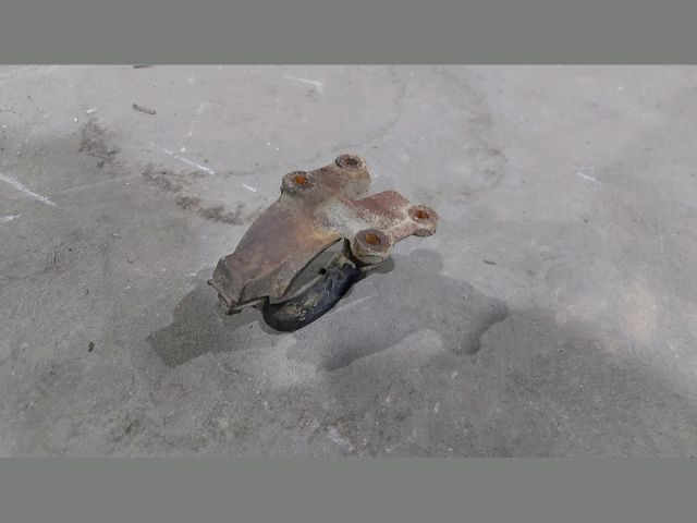 bontott FORD TRANSIT Jobb első Féltengely Tartó