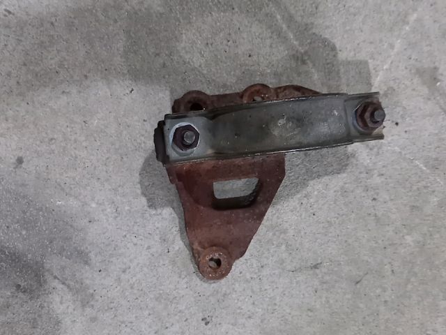 bontott FORD TRANSIT Jobb első Féltengely Tartó