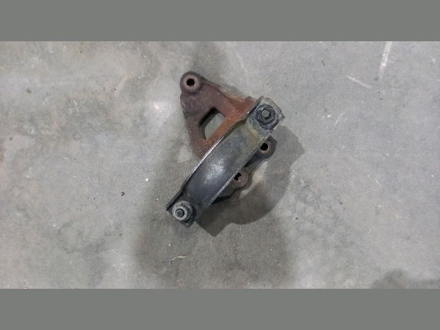 bontott FORD TRANSIT Jobb első Féltengely Tartó