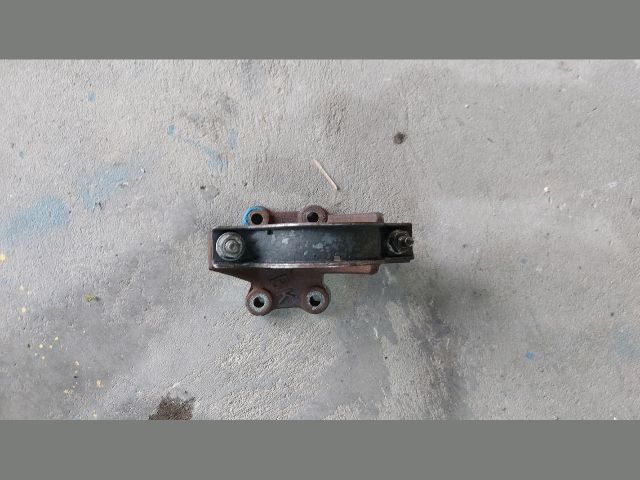 bontott FORD TRANSIT Jobb első Féltengely Tartó