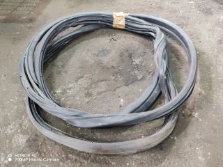 bontott FORD TRANSIT Jobb első Gumikéder