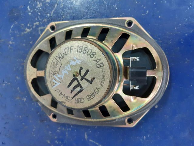 bontott FORD TRANSIT Jobb első Hangszóró